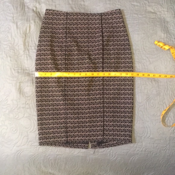 Mossimo Brand Pencil Skirt - Picture 5 of 7